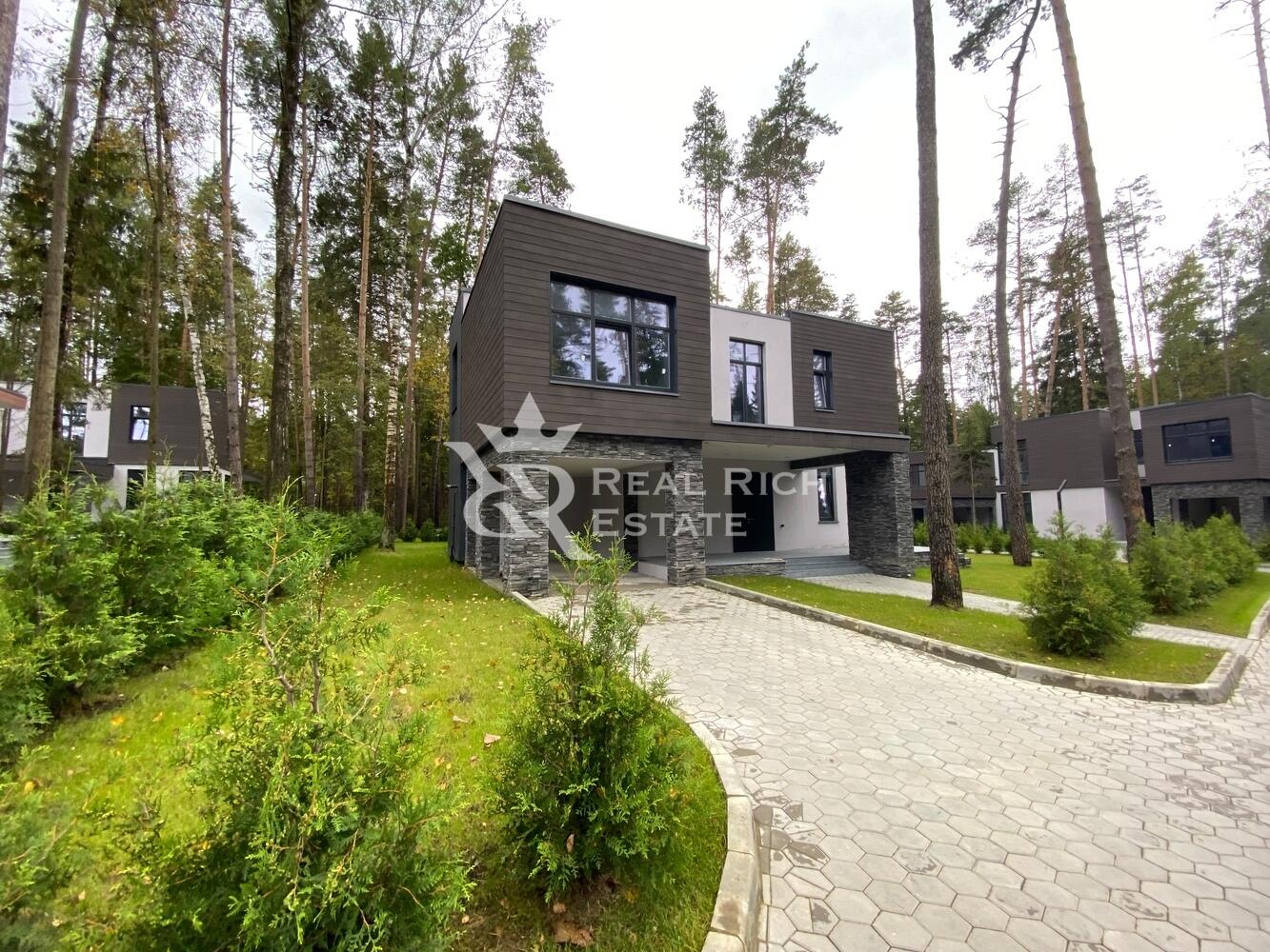 2-этажный коттедж 335 м² с отделкой