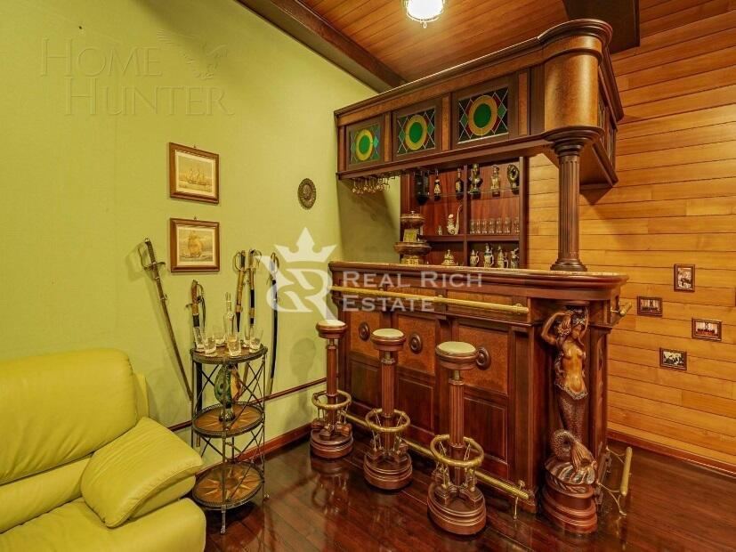 2-этажный коттедж 850 м² с отделкой