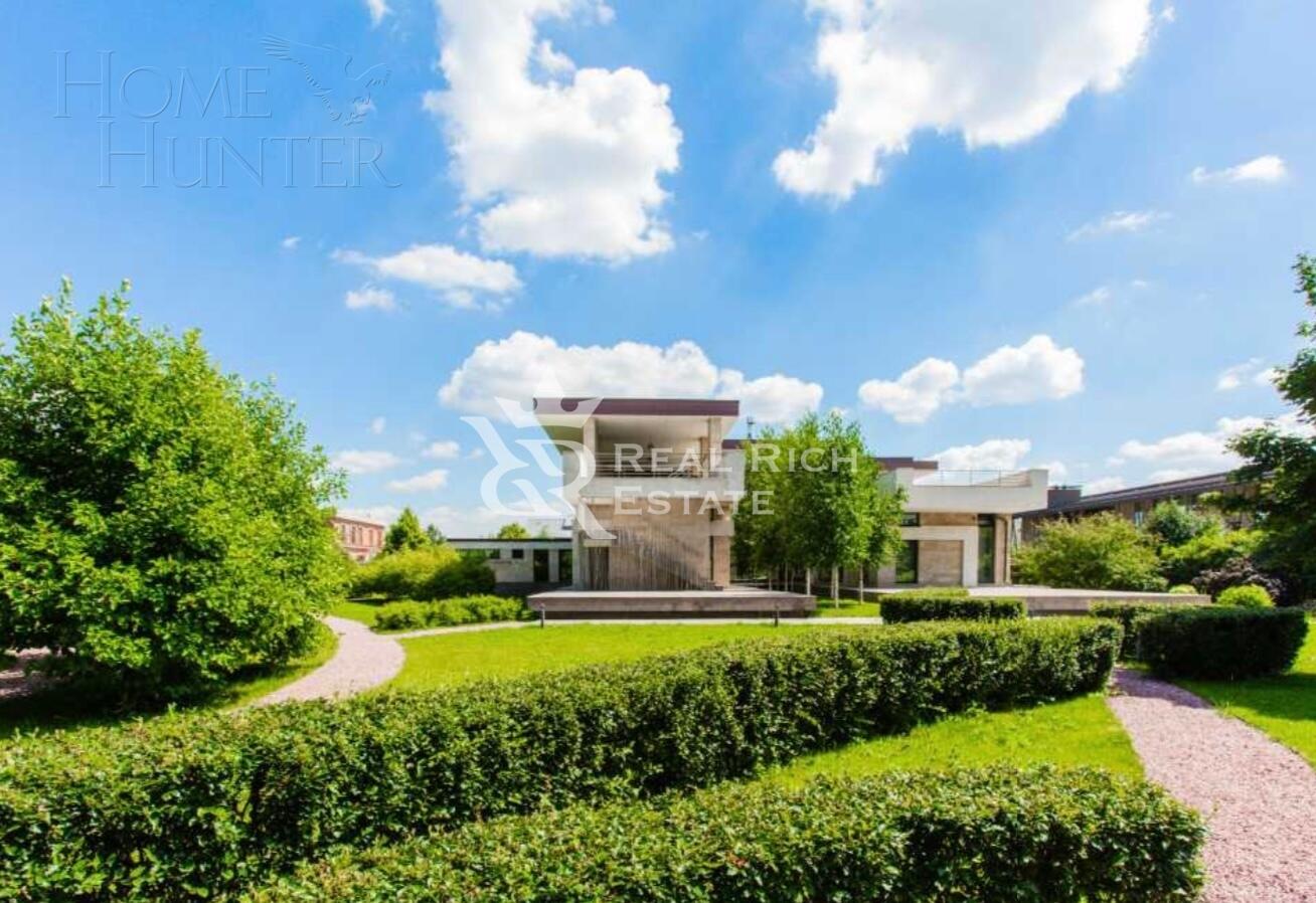 2-этажный коттедж 1 508 м² с отделкой