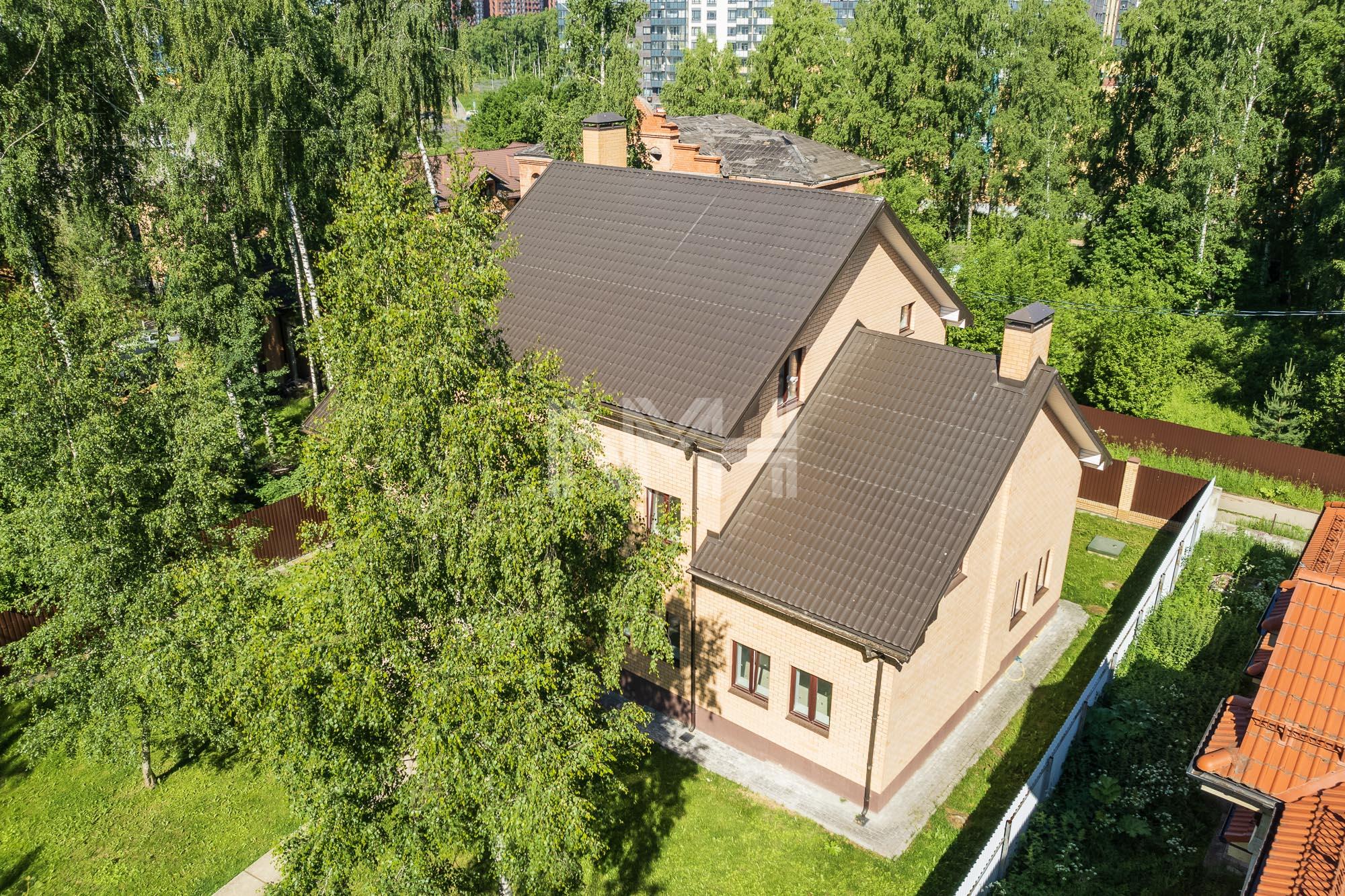2-этажный коттедж 415 м² без отделки