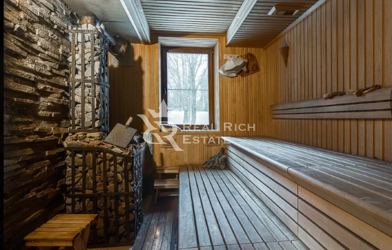 2-этажный коттедж 750 м² с отделкой