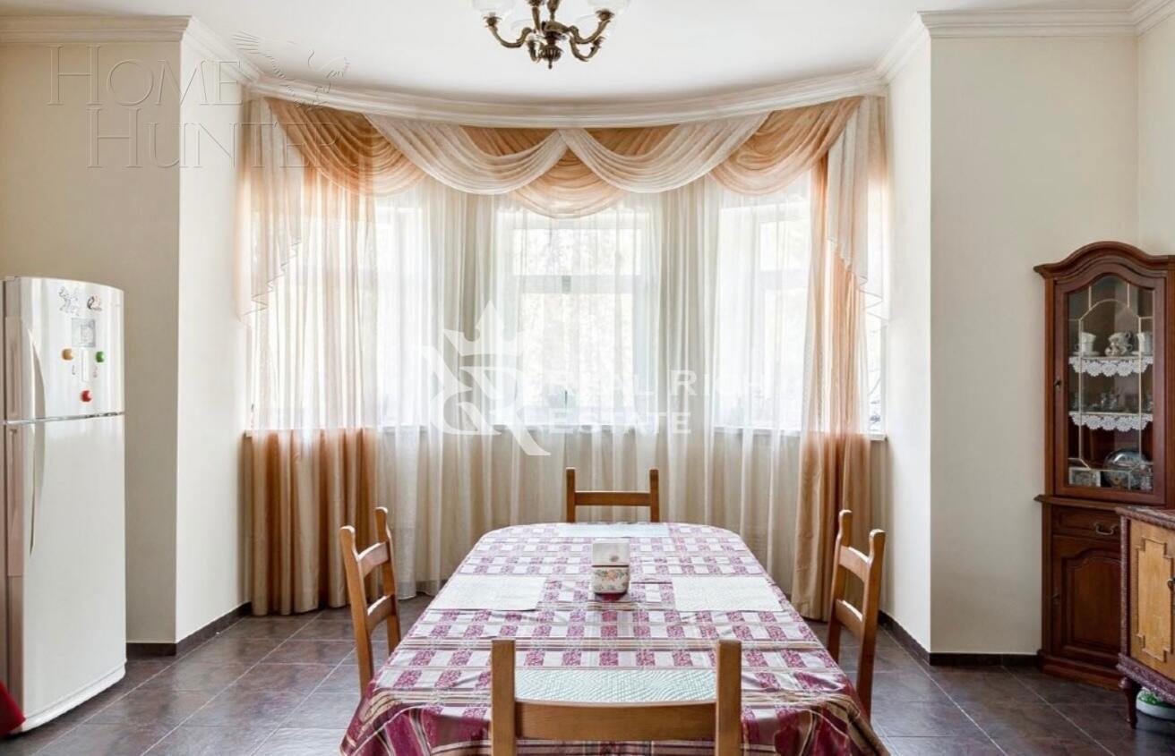 2-этажный коттедж 600 м² с отделкой