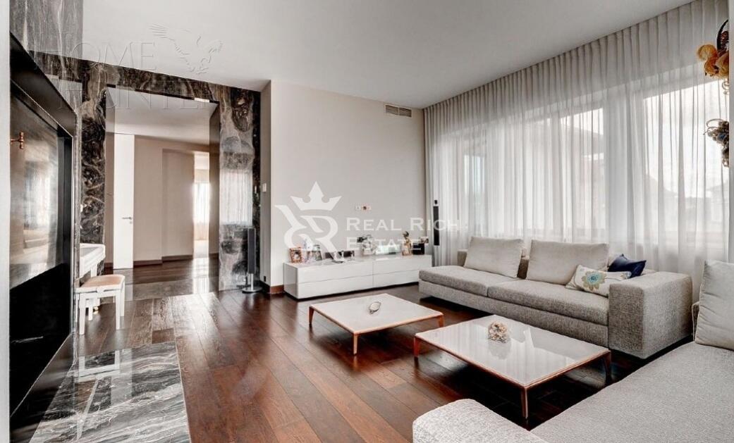 2-этажный коттедж 438 м² с отделкой