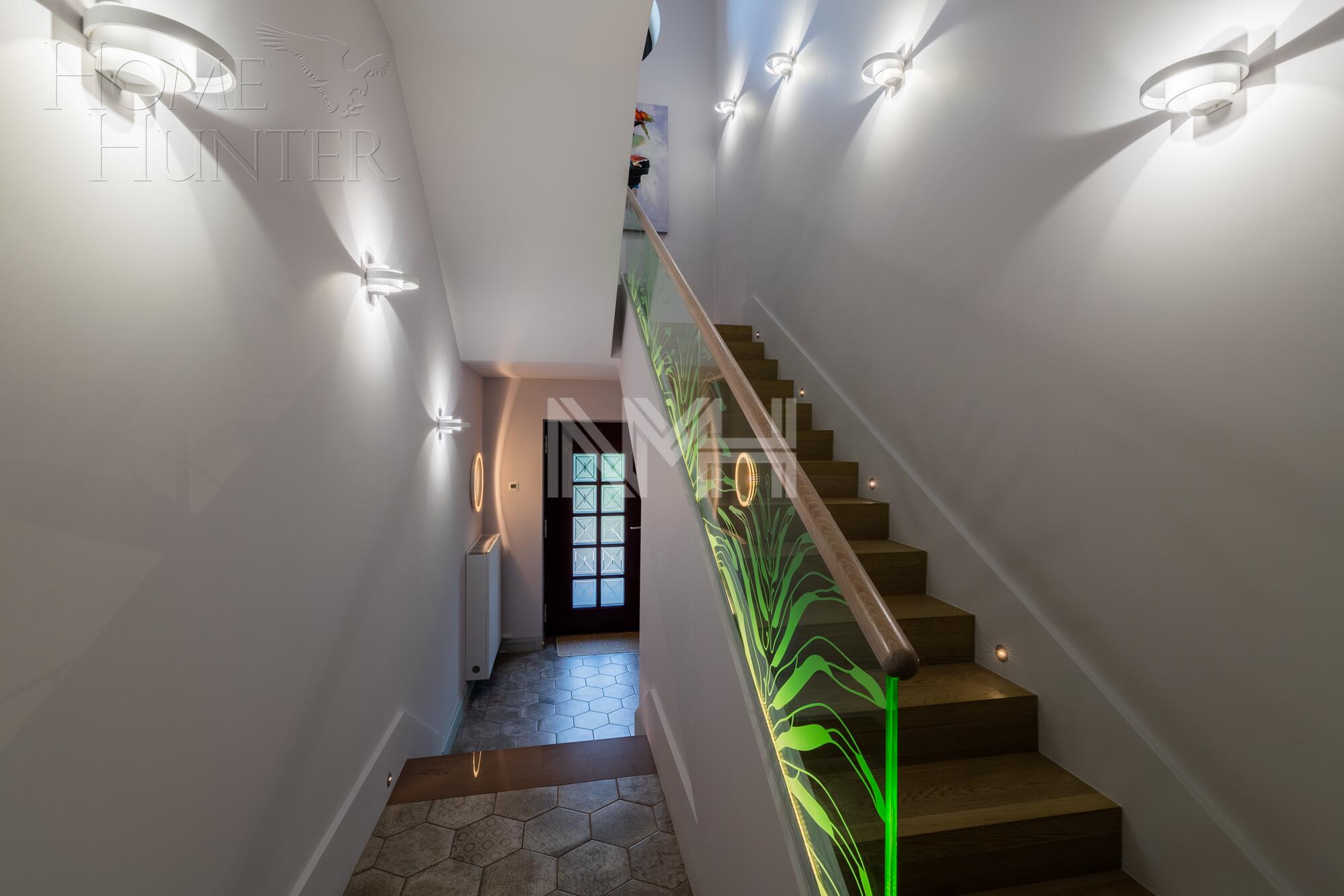 2-этажный коттедж 655 м² с отделкой