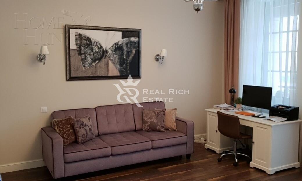 3-этажный таунхаус 390 м² с отделкой