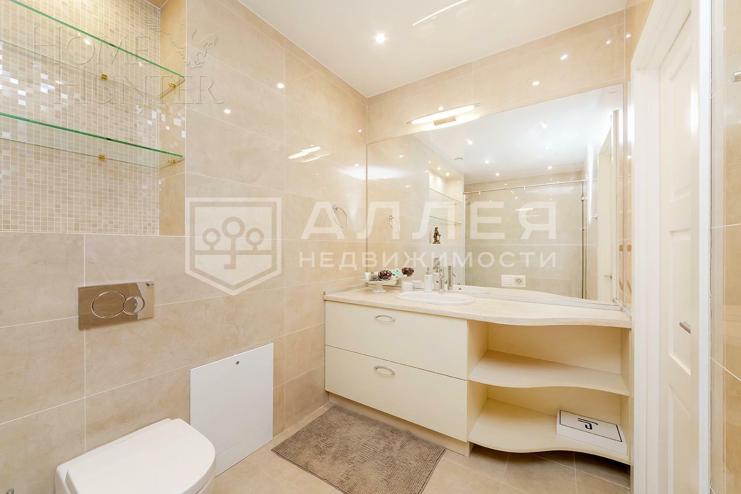 2-этажный коттедж 300 м² с отделкой