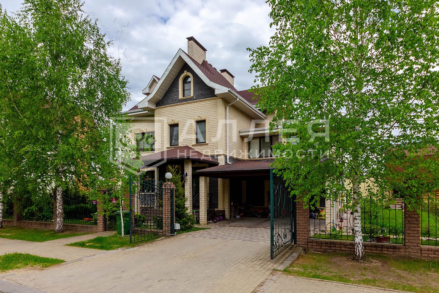 2-этажный коттедж 490 м² с отделкой