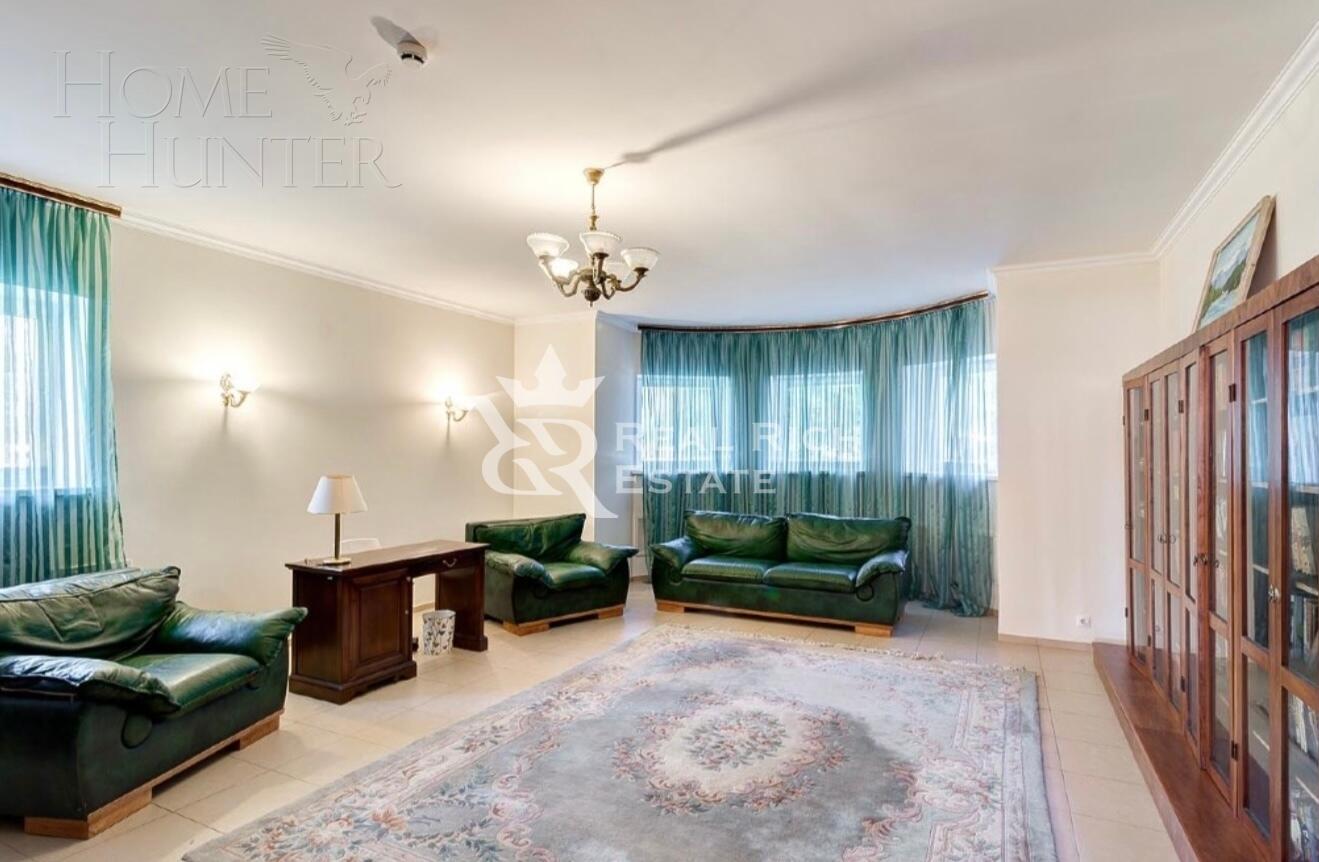 2-этажный коттедж 600 м² с отделкой