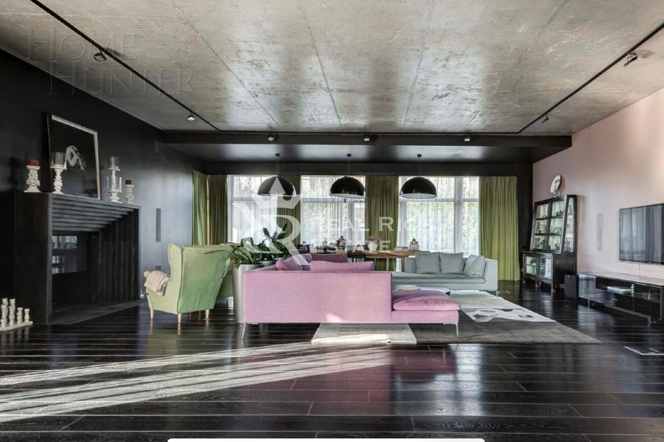 2-этажный коттедж 1 000 м² с отделкой