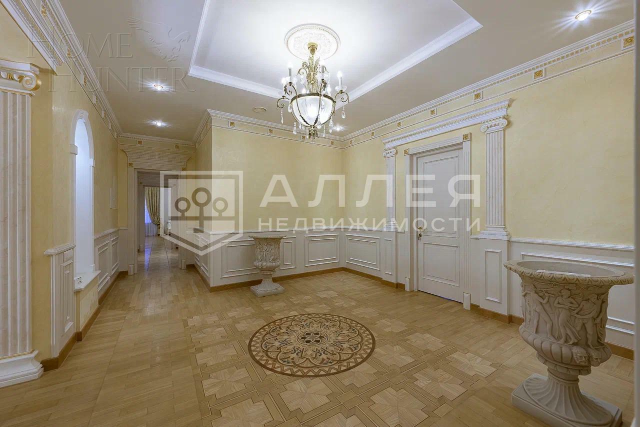 2-этажный коттедж 1 250 м² с отделкой