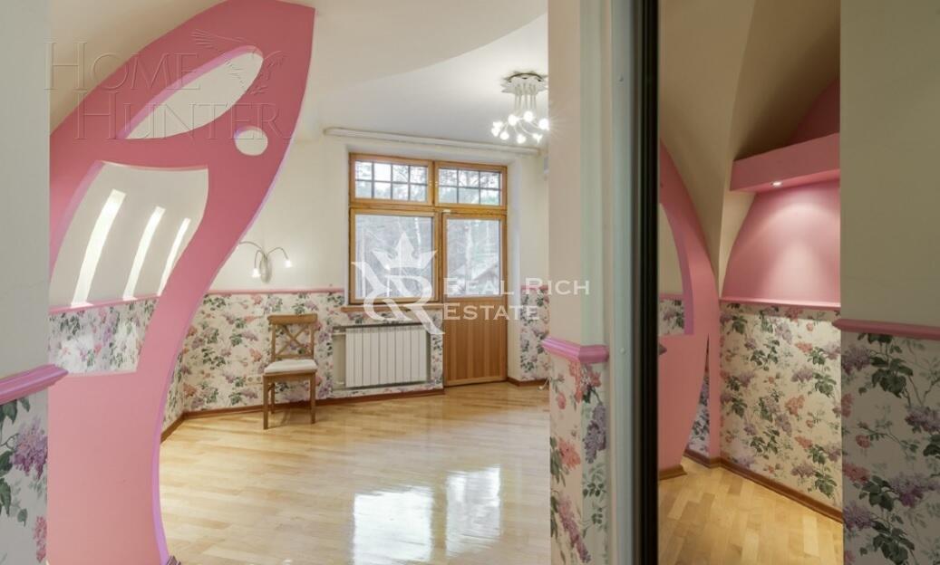 2-этажный коттедж 490 м² с отделкой