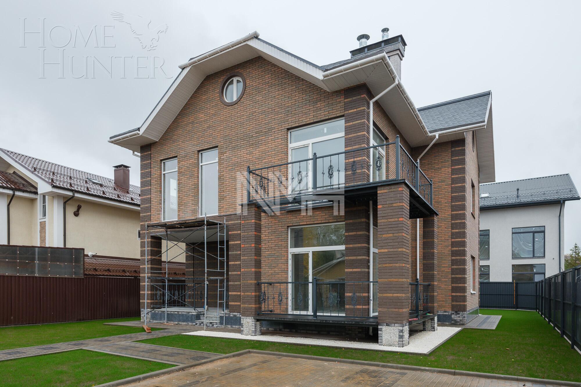 2-этажный коттедж 313 м² без отделки