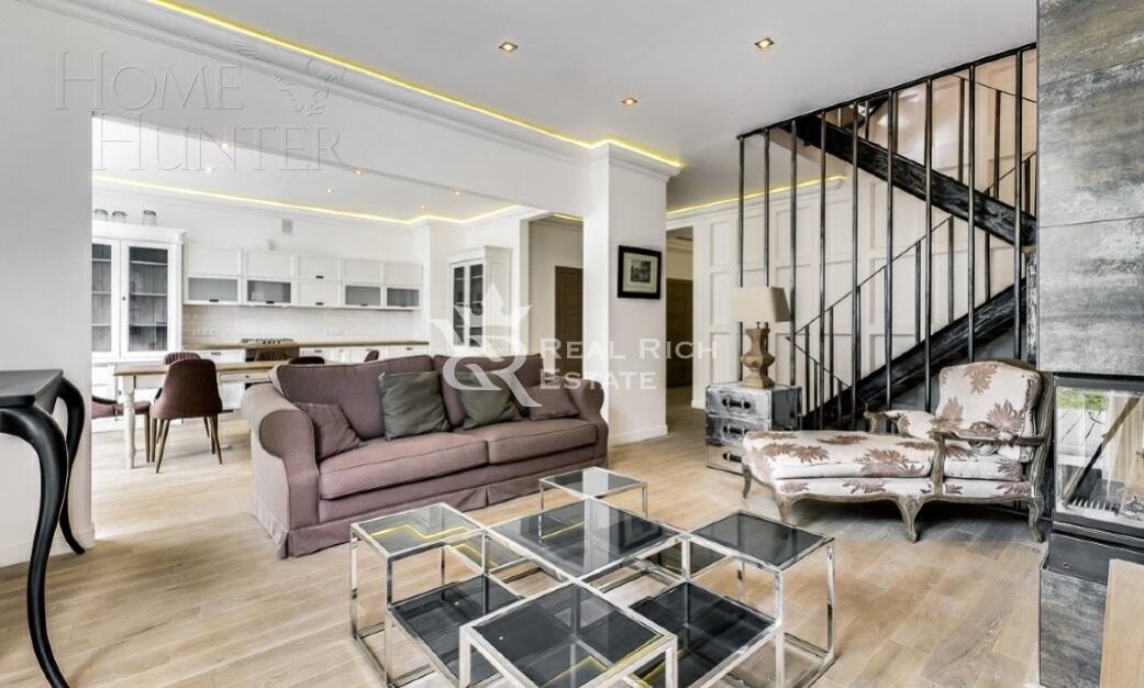 3-этажный таунхаус 360 м² с отделкой