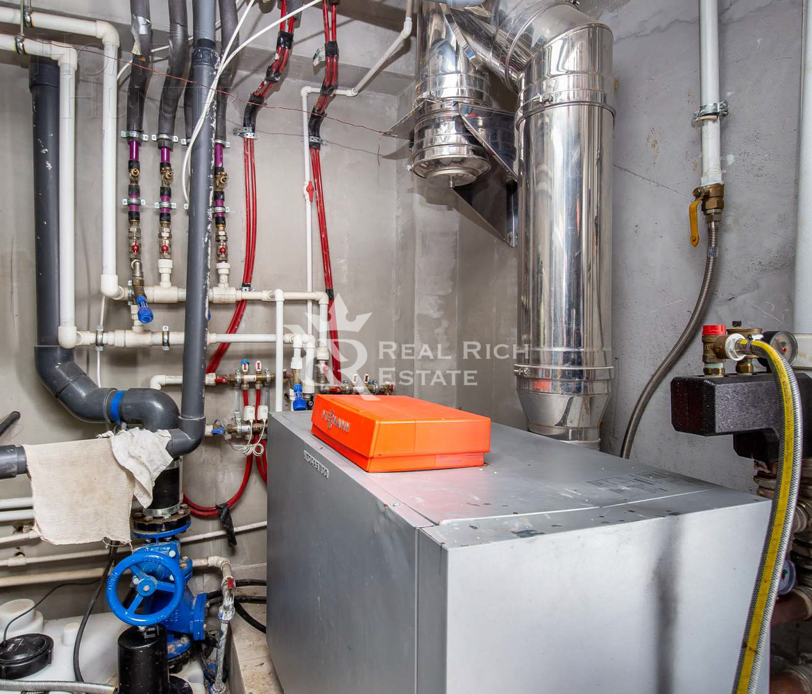 2-этажный коттедж 625 м² с отделкой