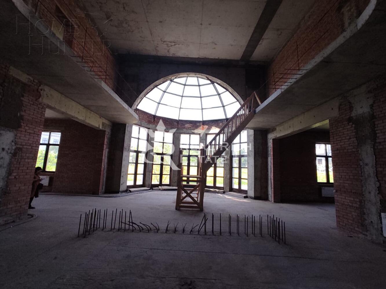 2-этажный коттедж 1 726 м² без отделки