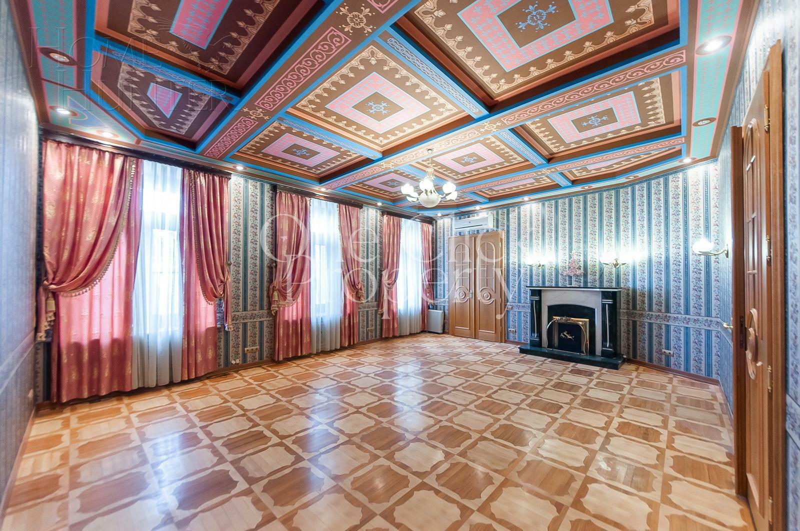 8-КОМН. КВАРТИРА С ОТДЕЛКОЙ 324.6 М² НА 3 ЭТАЖЕ