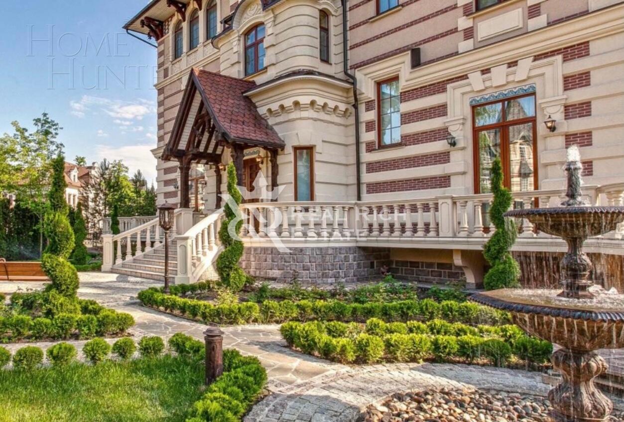 2-этажный коттедж 1 260 м² с отделкой