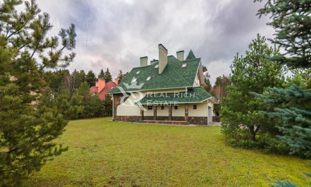 2-этажный коттедж 500 м² с отделкой