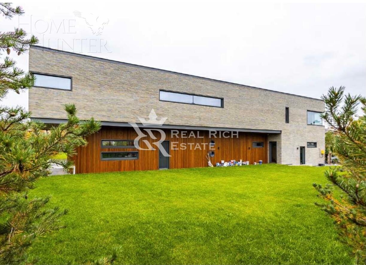 2-этажный коттедж 450 м² с отделкой