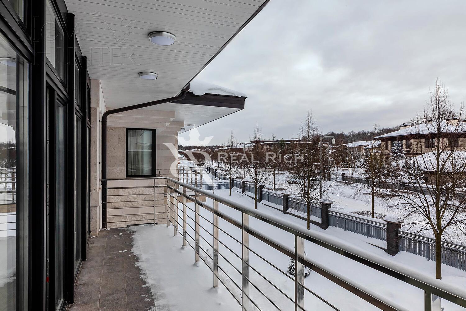 2-этажный коттедж 1 017.21 м² с отделкой