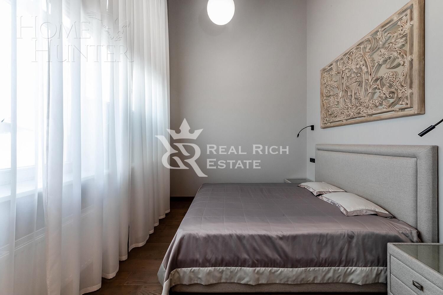 2-этажный коттедж 1 700 м² без отделки