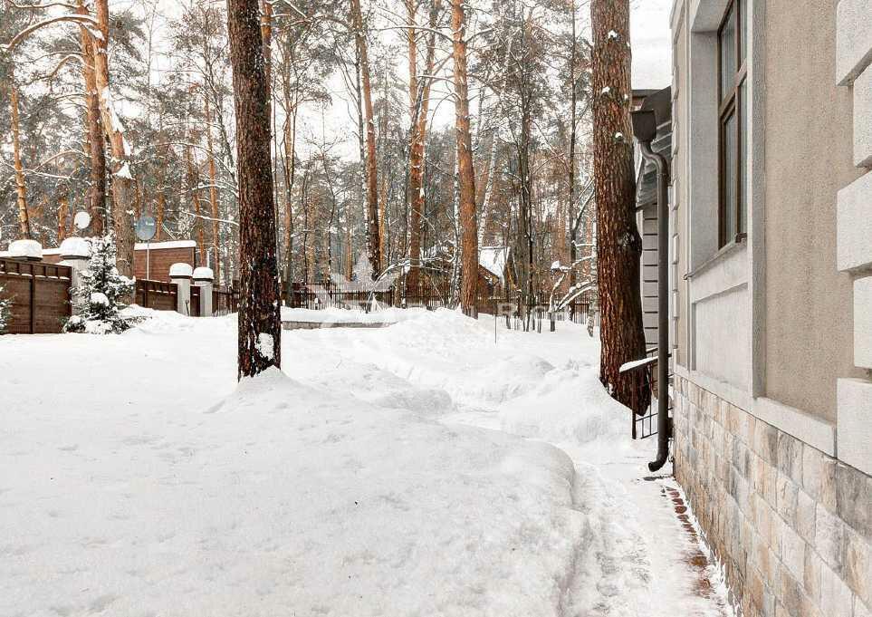 2-этажный коттедж 650 м² с отделкой