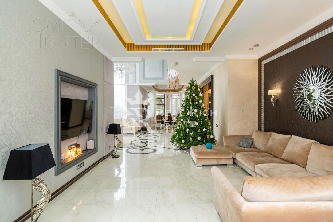 3-этажный коттедж 768 м² с отделкой