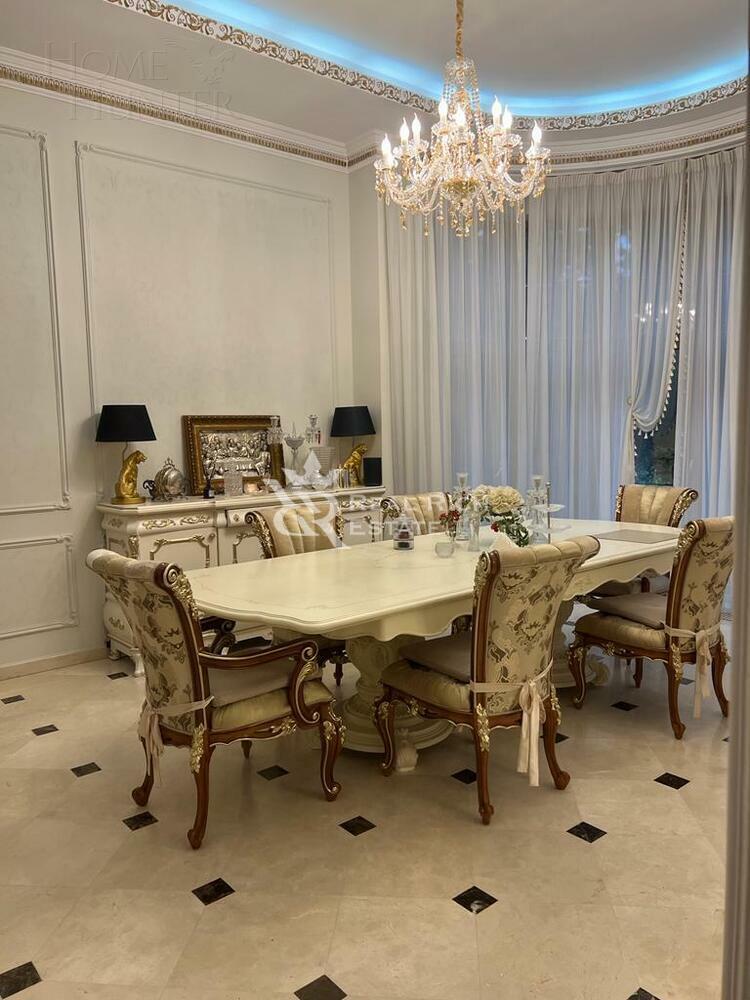 3-этажный коттедж 1 000 м² с отделкой