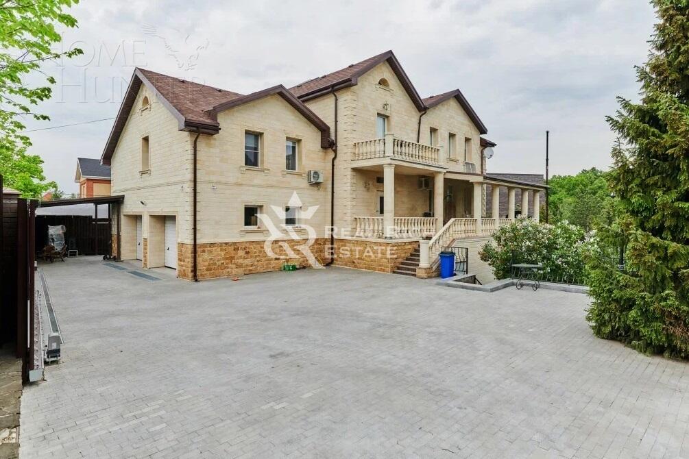 2-этажный коттедж 396 м² с отделкой