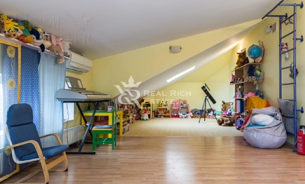 2-этажный коттедж 287 м² с отделкой