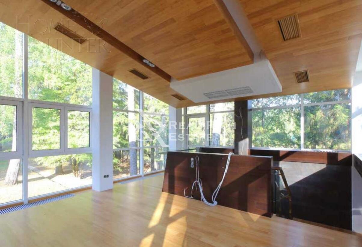 2-этажный коттедж 710 м² с отделкой