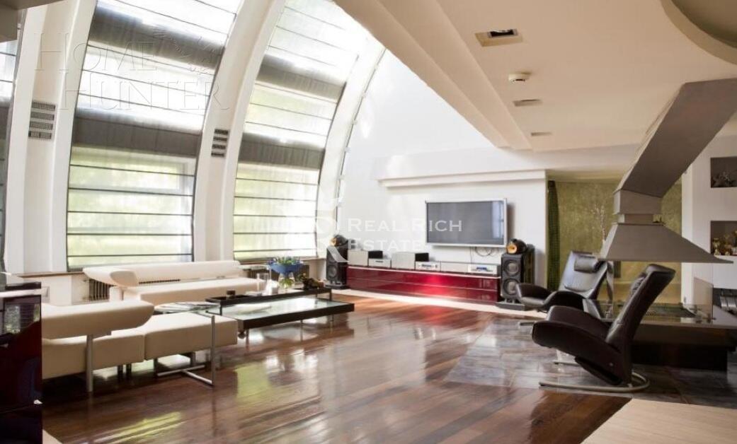 2-этажный коттедж 1 200 м² с отделкой