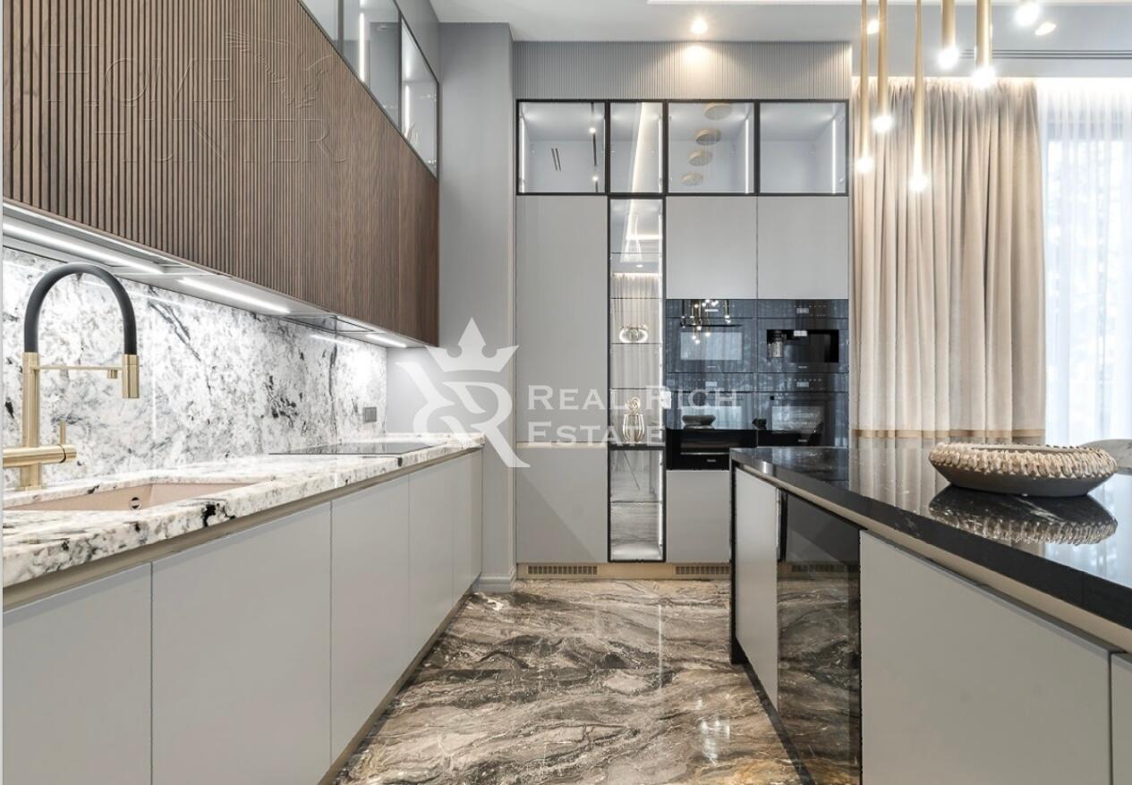 2-этажный коттедж 1 400 м² без отделки