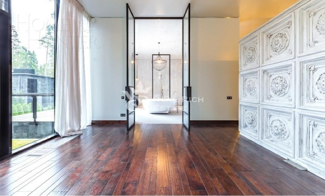 2-этажный коттедж 680 м² с отделкой