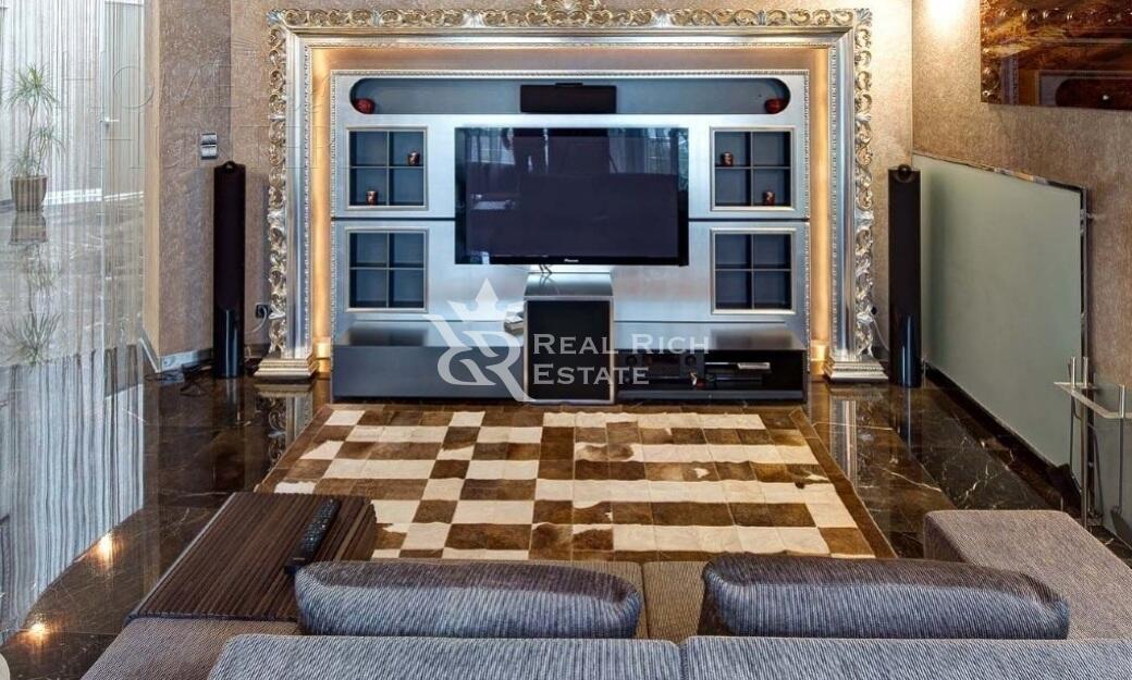 2-этажный коттедж 600 м² с отделкой