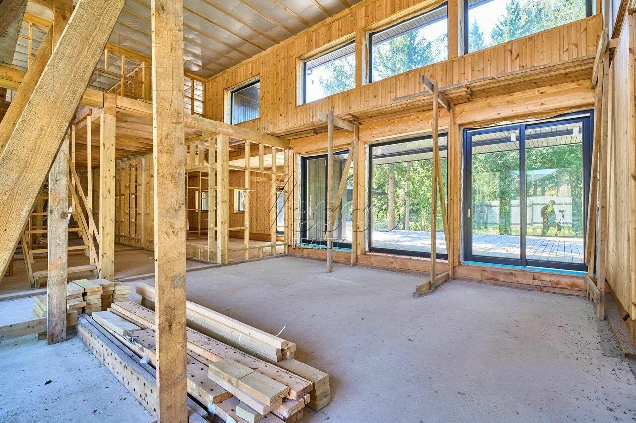 2-этажный коттедж 945 м² без отделки