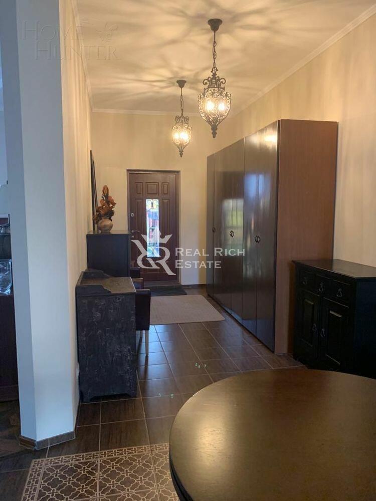 2-этажный коттедж 350 м² с отделкой