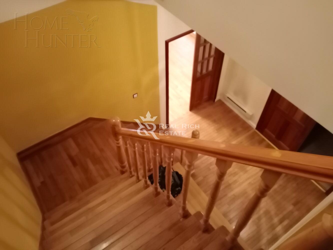 2-этажный коттедж 283 м² с отделкой