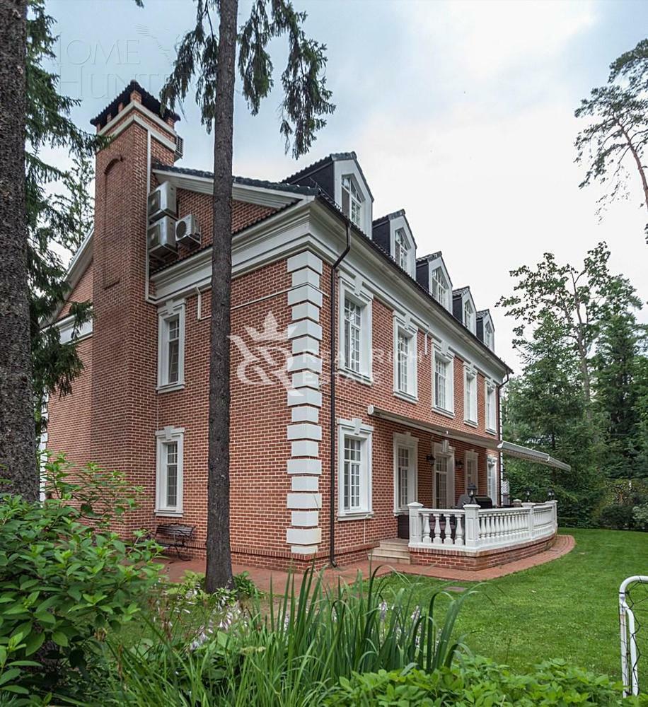 2-этажный коттедж 500 м² с отделкой