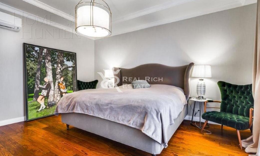 3-этажный таунхаус 291 м² с отделкой