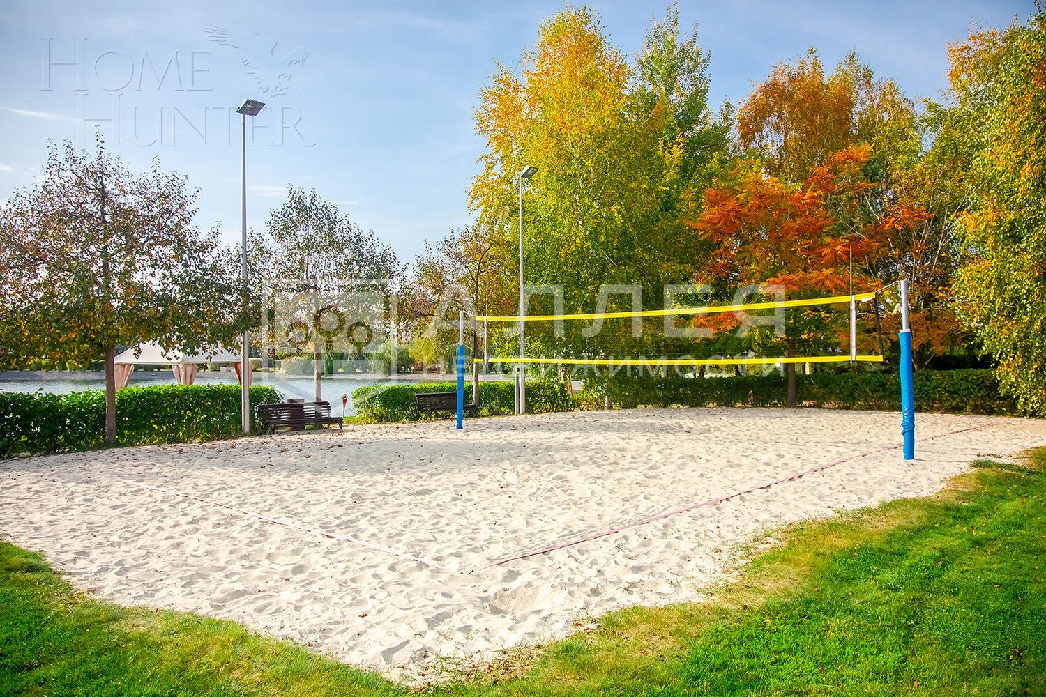 3-этажный коттедж 1 300 м² с отделкой