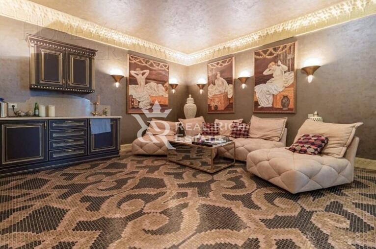 2-этажный коттедж 660 м² с отделкой