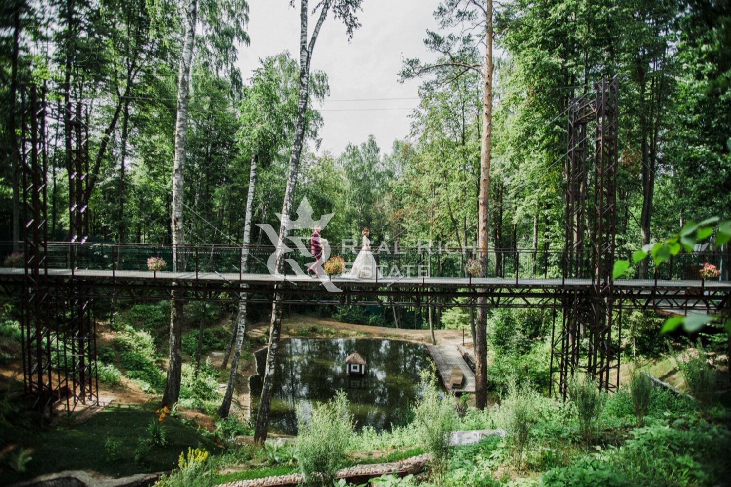 2-этажный коттедж 3 550 м² с отделкой