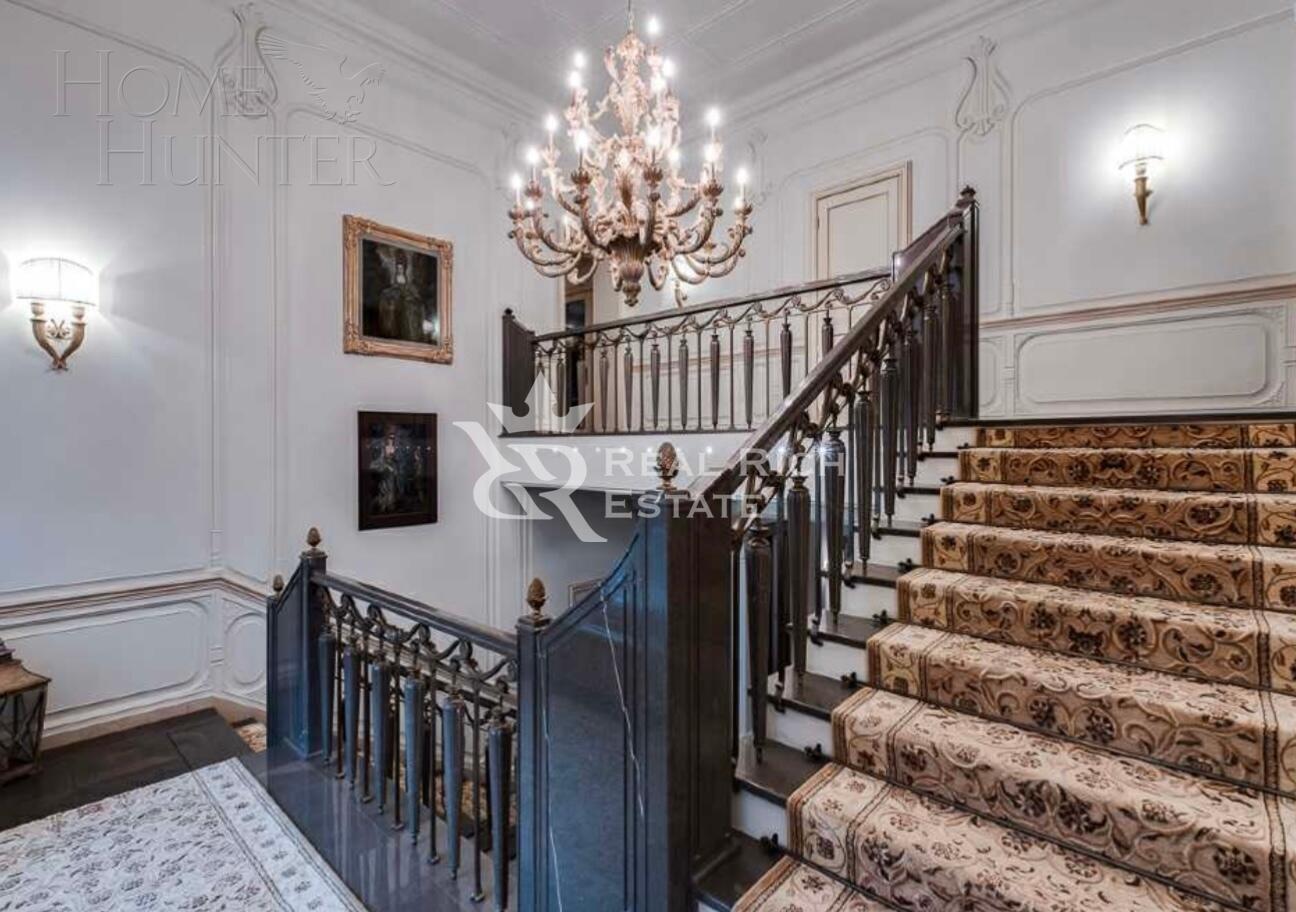 2-этажный коттедж 980 м² с отделкой