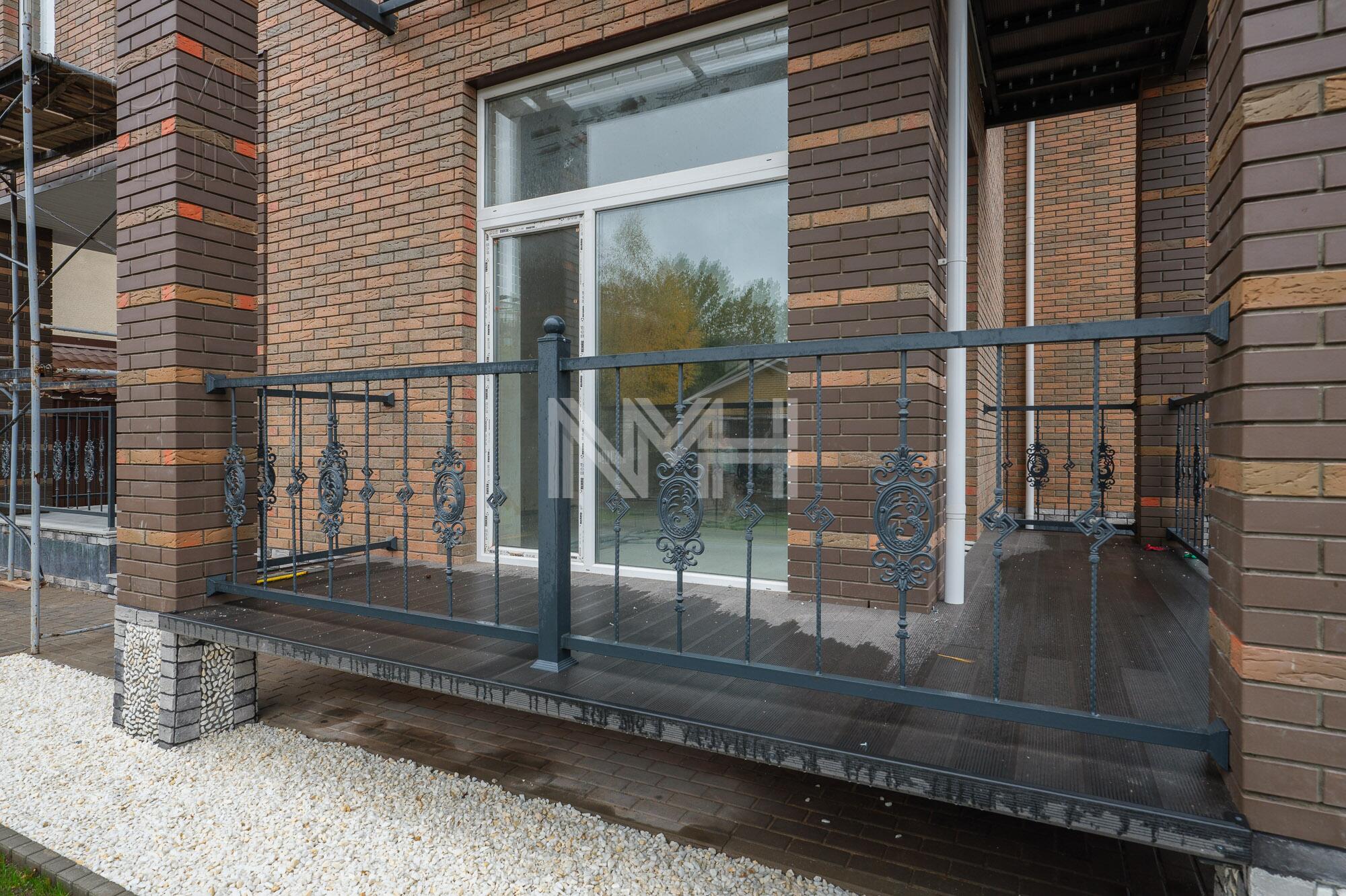 2-этажный коттедж 313 м² без отделки