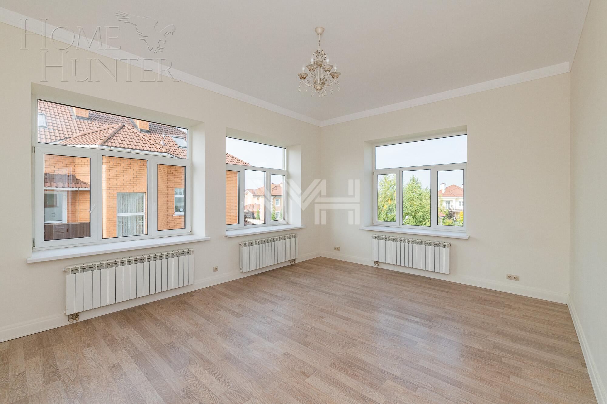 2-этажный коттедж 1 036 м² с отделкой