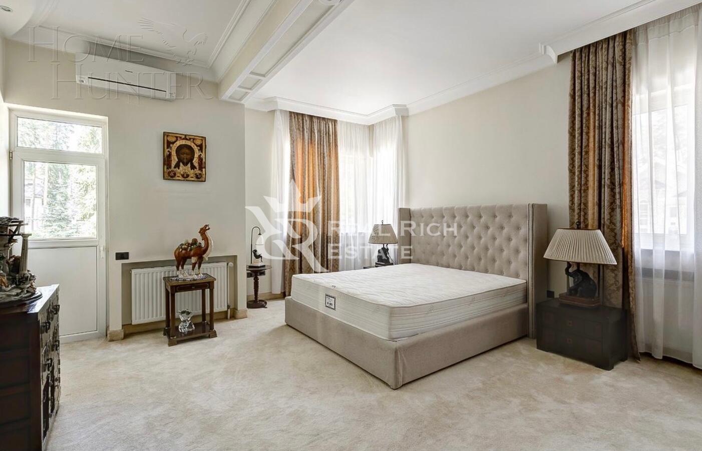 2-этажный коттедж 850 м² с отделкой