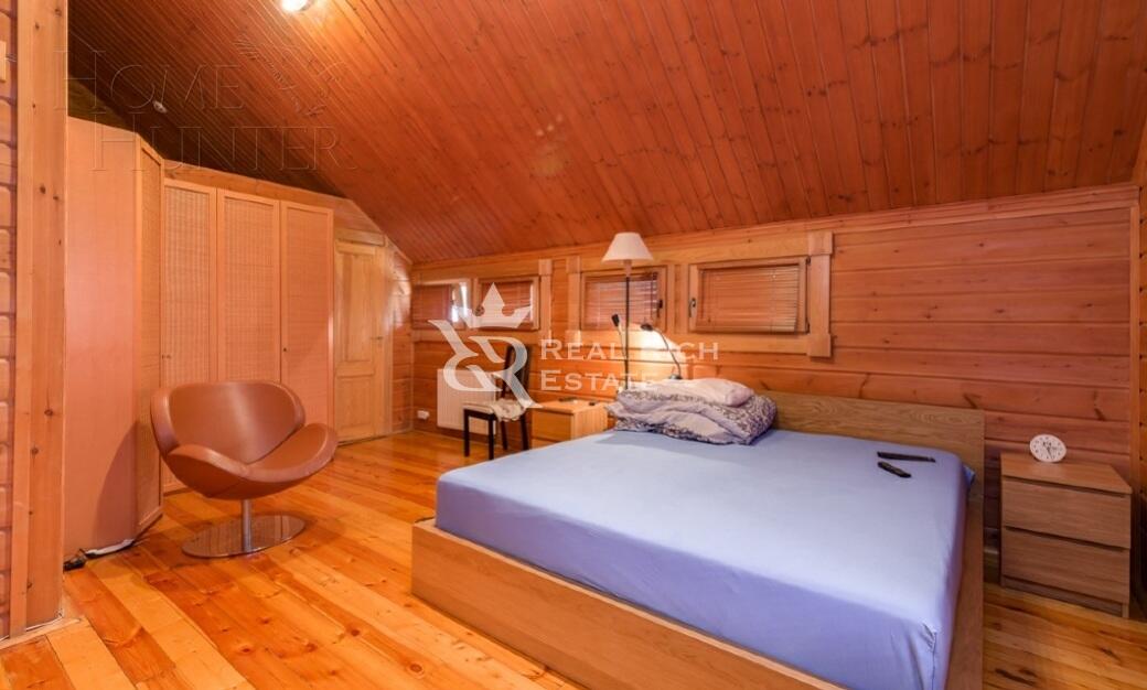 2-этажный коттедж 300 м² с отделкой