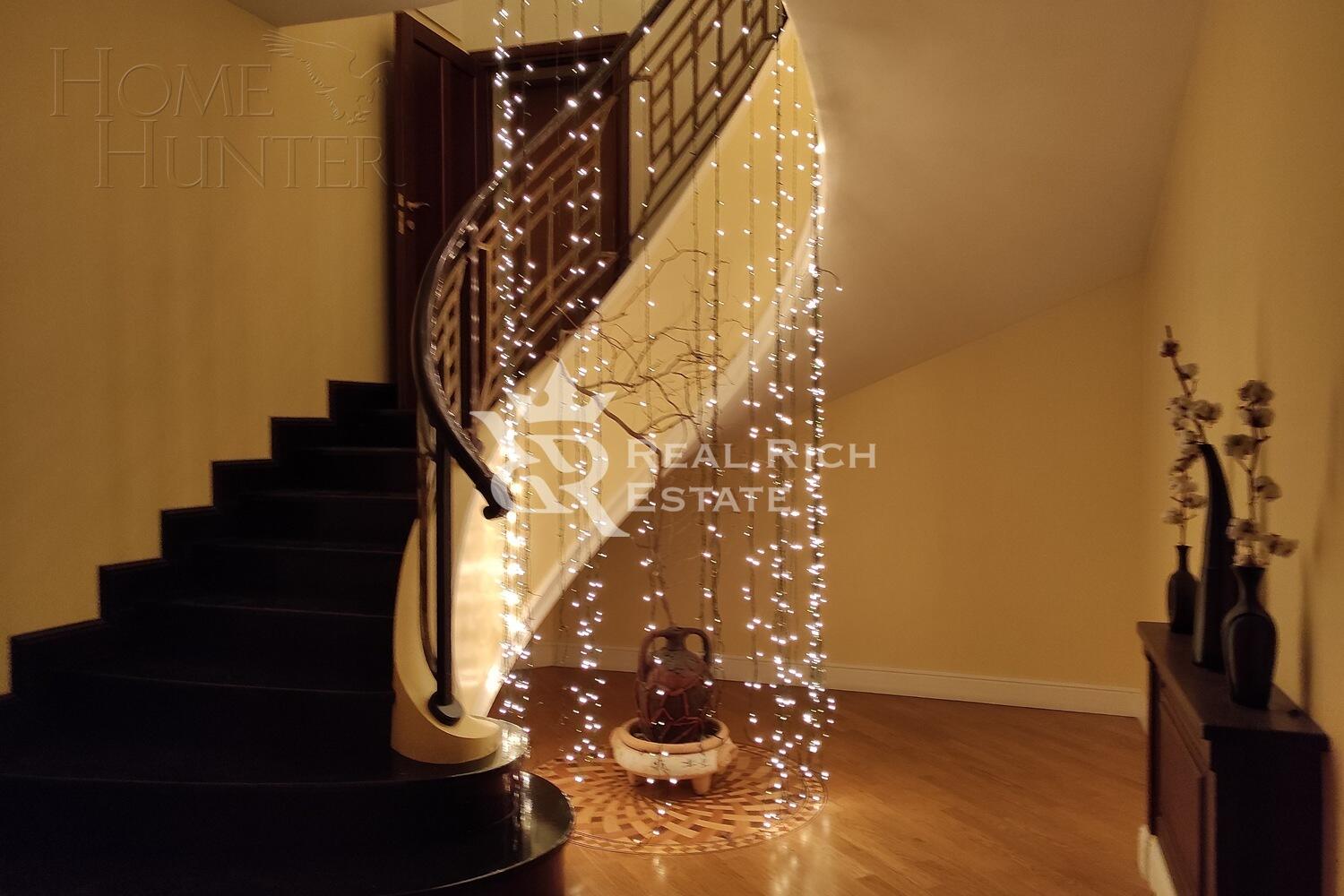 2-этажный коттедж 462 м² с отделкой