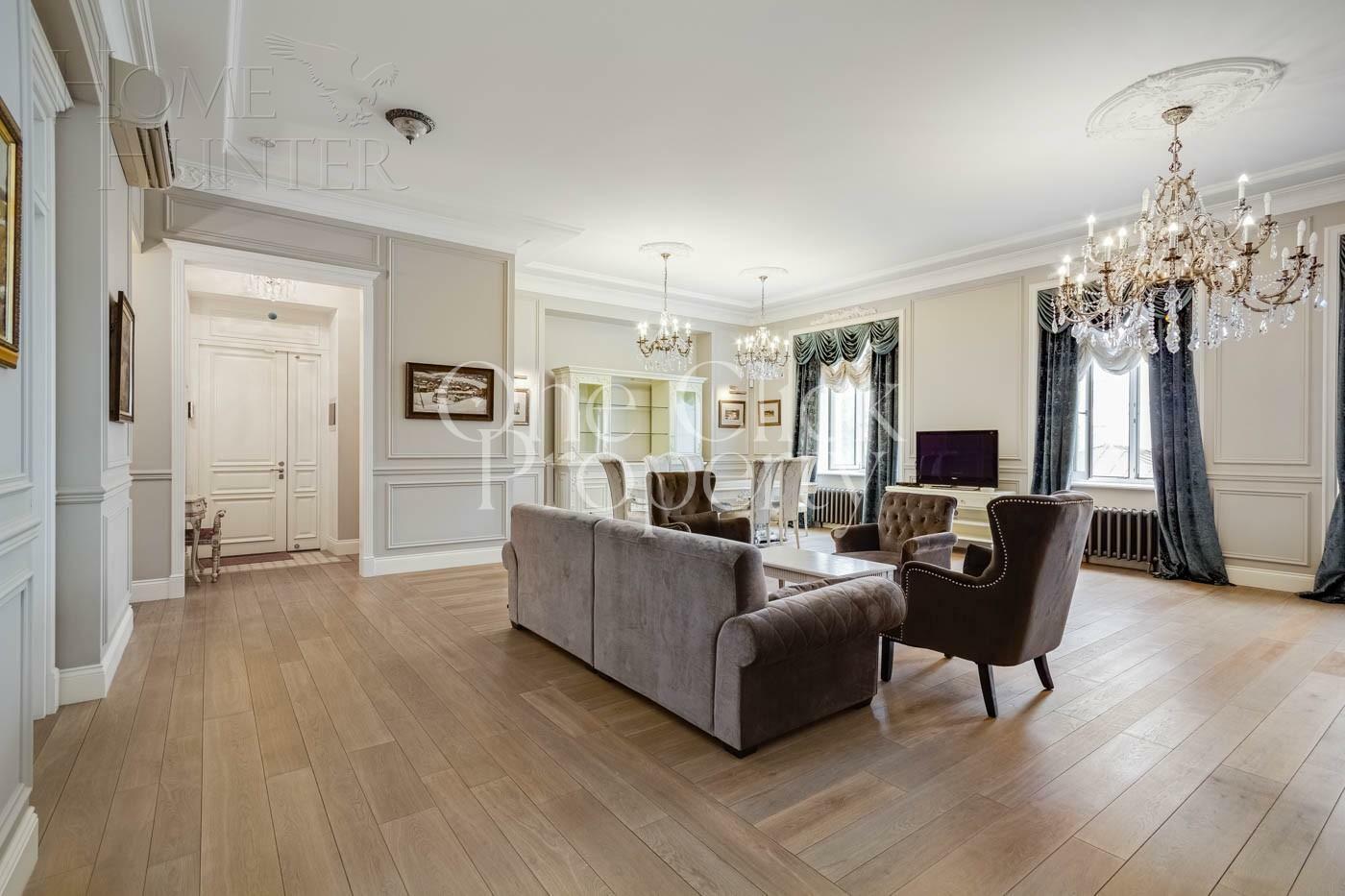 5-КОМН. КВАРТИРА С ОТДЕЛКОЙ 195.1 М² НА 3 ЭТАЖЕ